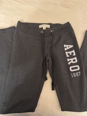Aeropostale Charcoal Gray 'AERO 1987' Joggers